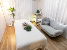 頭痛美容 SMILE SHOT 金山院/ゆったりくつろげる癒しの空間