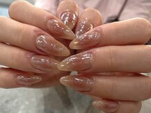 ロミー(Rommy)/つやつやチークネイル