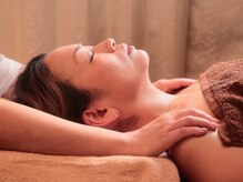 イロ(iro)/アロマオイルトリートメント