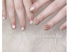 綺麗めニュアンスリングネイル