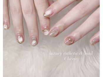 綺麗めニュアンスリングネイル