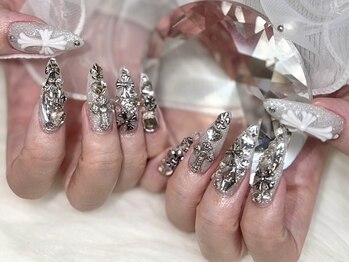 プロフェッショナル ネイルサロン ラヴィアス(LAVIAS)の写真/《付替オフ全員無料》高いデザイン力ならLAVIASで決まり★個性派～トレンドデザインまで幅広くご対応可能◎