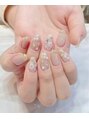 ネイルマフィア 新宿(NAIL MAFIA)&nbsp;細かいパーツの組み合わせで繊細なビジューネイルに