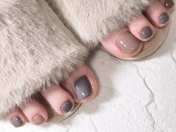 ラウ(Lau)/グレーネイル¥５５００