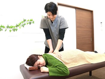 マハロ整骨院 伊勢(MAHALO整骨院)/巻き肩改善コース