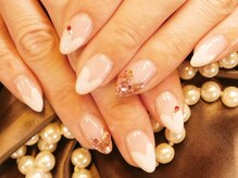 ネイルサロン ビジュードゥ(Nailsalon Bijoux doux)の雰囲気（ハートフレンチ￥5500）