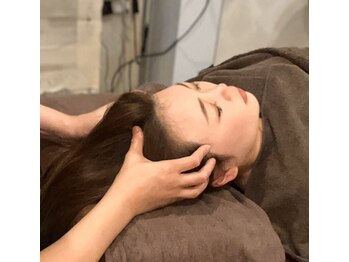 マリアージュ(Le Mariage)の写真/極上ヘッドスパでPC.・スマホ疲れやガチガチの首肩もスッキリと軽く!デコルテセットで頭の芯から疲れを解消
