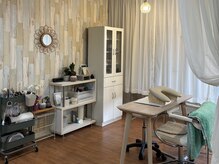 エリオ バイ ポジャ(Elio by poja)の雰囲気（施術スペース）