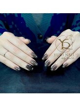 ユリナリタ(YuRi Narita)/