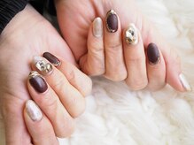 ネイルズ ヴィヴィアン(Nail's Vivienne)/ボルドー系ネイル