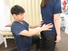 ココ整骨院(coco整骨院)の雰囲気(検査でサボり筋や癖、関節の可動域を視ていきます!)