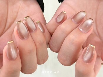 ビアンカ ネイルサロン 大宮店(Bianca)の写真/オフィス向きカラー豊富◎流行りのうるつや系マグネットもご用意アリ◎指先から魅せるネイルはビアンカへ!
