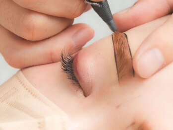 ミヤ(38)/アイブロウ・眉デザイン・静岡