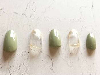 フレイムス アイラッシュ アンド ネイル(FRAMES)/ピスタチオにゴールドニュアンス