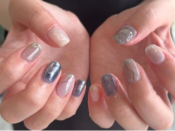 ロカネイルズ(roca nails)の写真/【定額メニューあり！】シンプルなオフィスネイル～ニュアンスデザインまで☆何度も見たくなる手元に♪