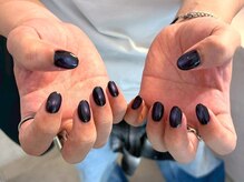 パダアット ヴァラネイル 天神南店(PADA at VALLANAIL)/ニュアンスネイル/ネイビー