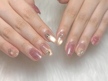 ラズワルド(Lazward)/vカット＊キラキラデザイン