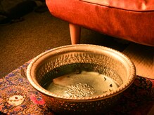 サクライロノート(sakurairo-note)の雰囲気（フットバスでリラックスしていただきながらカウンセリングを）
