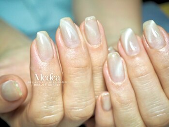 ミーディア(Medea)/