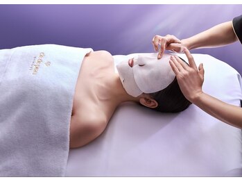 刀根化粧品店/シナクティフ