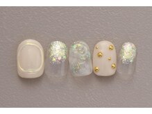 ネイルサロンプリッシュ 横浜店(prish)/7000円　アイボリー　ミラー