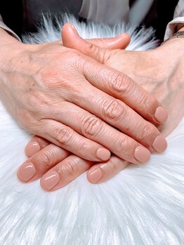 アムルーズ(Amoureuse)/ワンカラーネイル♪