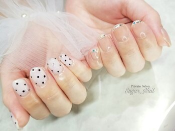 シュガーネイル(sugar nail)/水玉なアシメネイル