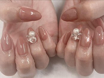 ブラックジュエリー(Black jewelry)の写真/大人気のパラジェルも導入しているので、お爪の弱い方でもネイルをお楽しみ頂るのが魅力！