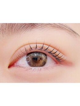 ナチュラル上品な目元にしたい