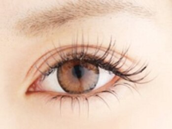 アムール(AMOUR)/自然なパッチリeyeに★