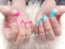 イーユービー(E.U.B)/フレンチ×ビビッドカラーネイル