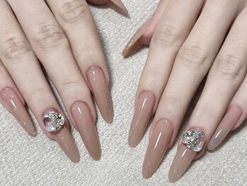 スペードキューネイル 新宿店(Spade Q Nail)の写真/【長さ出し30～90分対応◎】美フォルム×スカルプ×チップ長さ出しが得意なサロン♪新宿三丁目駅徒歩30秒◎