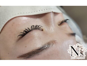 エヌエス ネイルアンドアイブロウ(Ns)/マツエク120本
