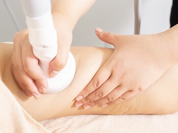 エリエッダ(Eriedda)/引き締め LED 揉み出し