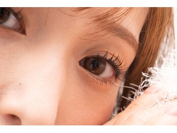 マキア 花巻店(MAQUIA)の写真/最高級エクステつけ放題オフ込上¥3900上下¥5400、他クーポン多数★太さ・長さ・カール・種類を豊富に用意！