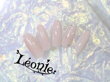 レオニー(Leonie)/シンプルワンホン風ネイル
