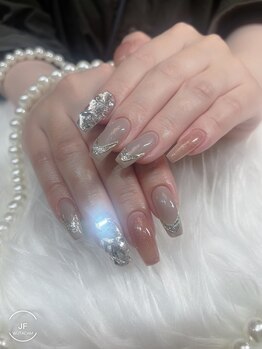 ジェイエフ(JF)/