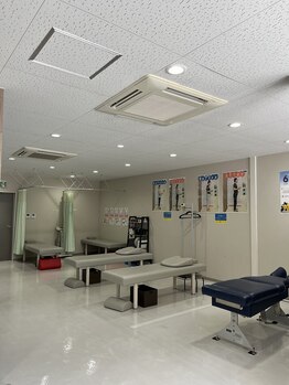 さくらメディネス整骨院 西原院/内観（受付側から観た場合）