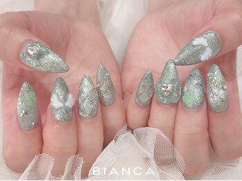 ビアンカ 赤羽店(Bianca)/持ち込み新¥16300/再¥17300