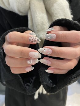 ムーイ 外苑前(mooi.)/paint art nail