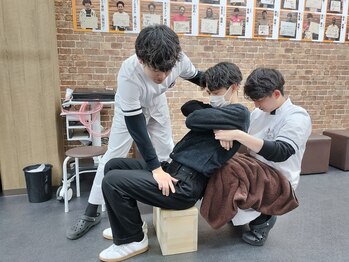 藤沢整骨院/朝起きた時の辛さ