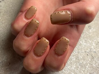 ネイルサロン フィフスアベニュー(Fifth Avenue)/スタッズネイル