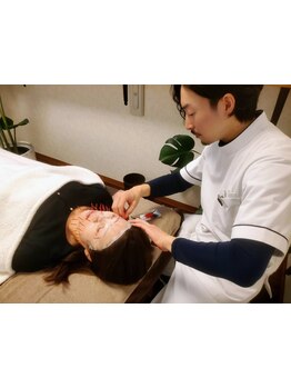 ホウレイ線・たるみ改善！予防ケア