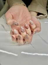 ユーアンドワイ(Yu&Y)/冬に大人気ツィードネイル