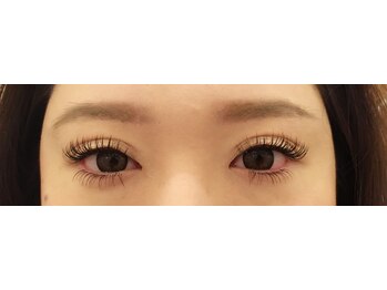 アイラッシュメゾンアンドゥ (eyelash maison undeux)/ボリュームデザイン