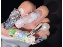 個性派詰め込みネイル
