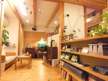 しとろ整体/天然素材にこだわった店内☆
