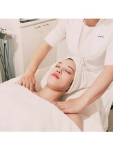 ポーラ ザ ビューティ 心斎橋御堂筋店(POLA THE BEAUTY)/デコルテ洗浄