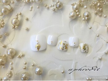 アフロディーテ(Aphrodit)/【定額ネイル】☆シンプルコース