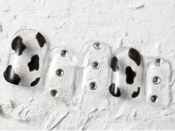 ジェミーネイル エビス(Jemiy nail ebisu)/クリア牛柄アニマル6980yen